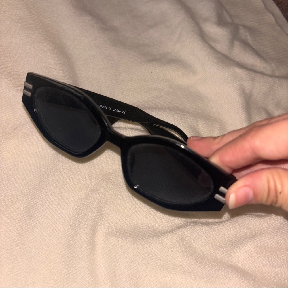5/$25 Squares geometric cat eye sunglasses - Picture 7 of 7